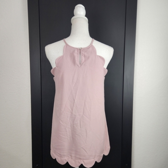 Vici Blush Scalloped Halter Top Size Medium - Picture 6 of 9
